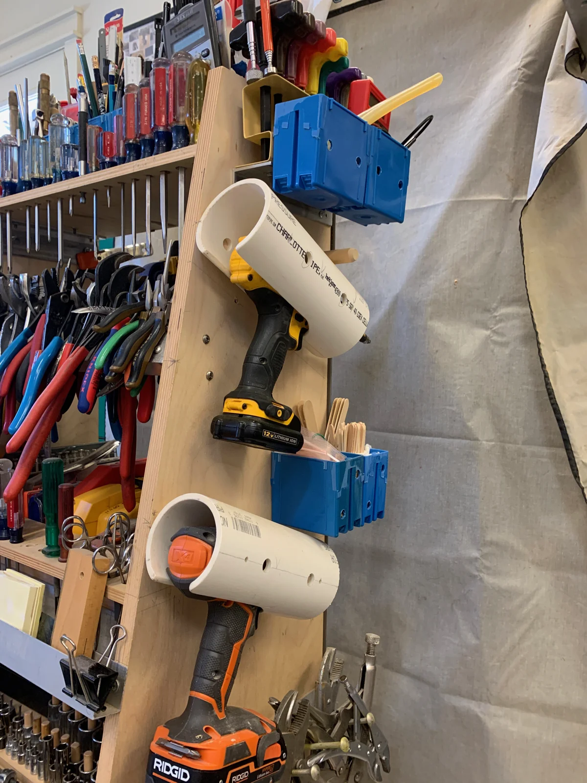 Vertical tool cart, build photo