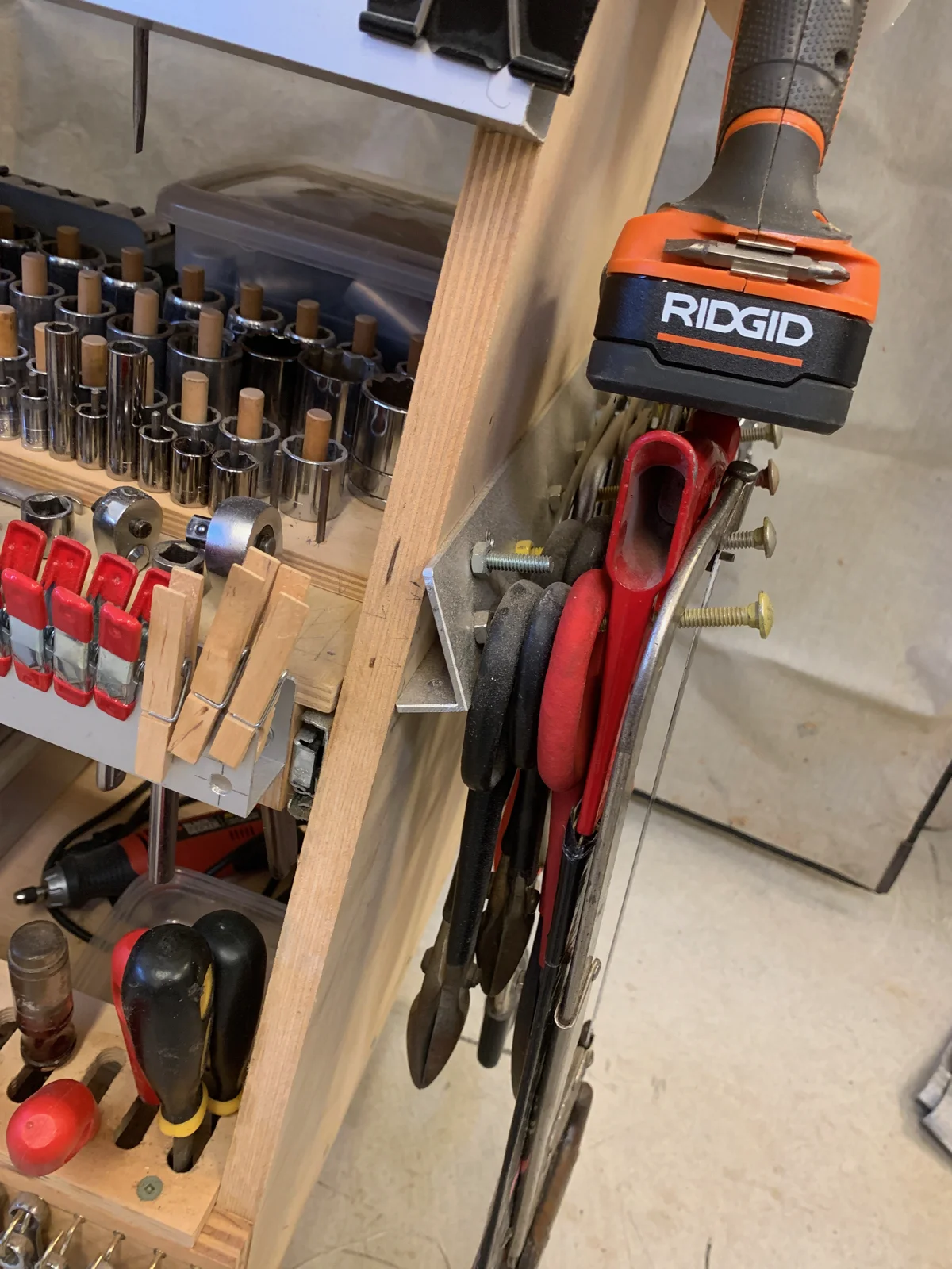 Vertical tool cart, build photo