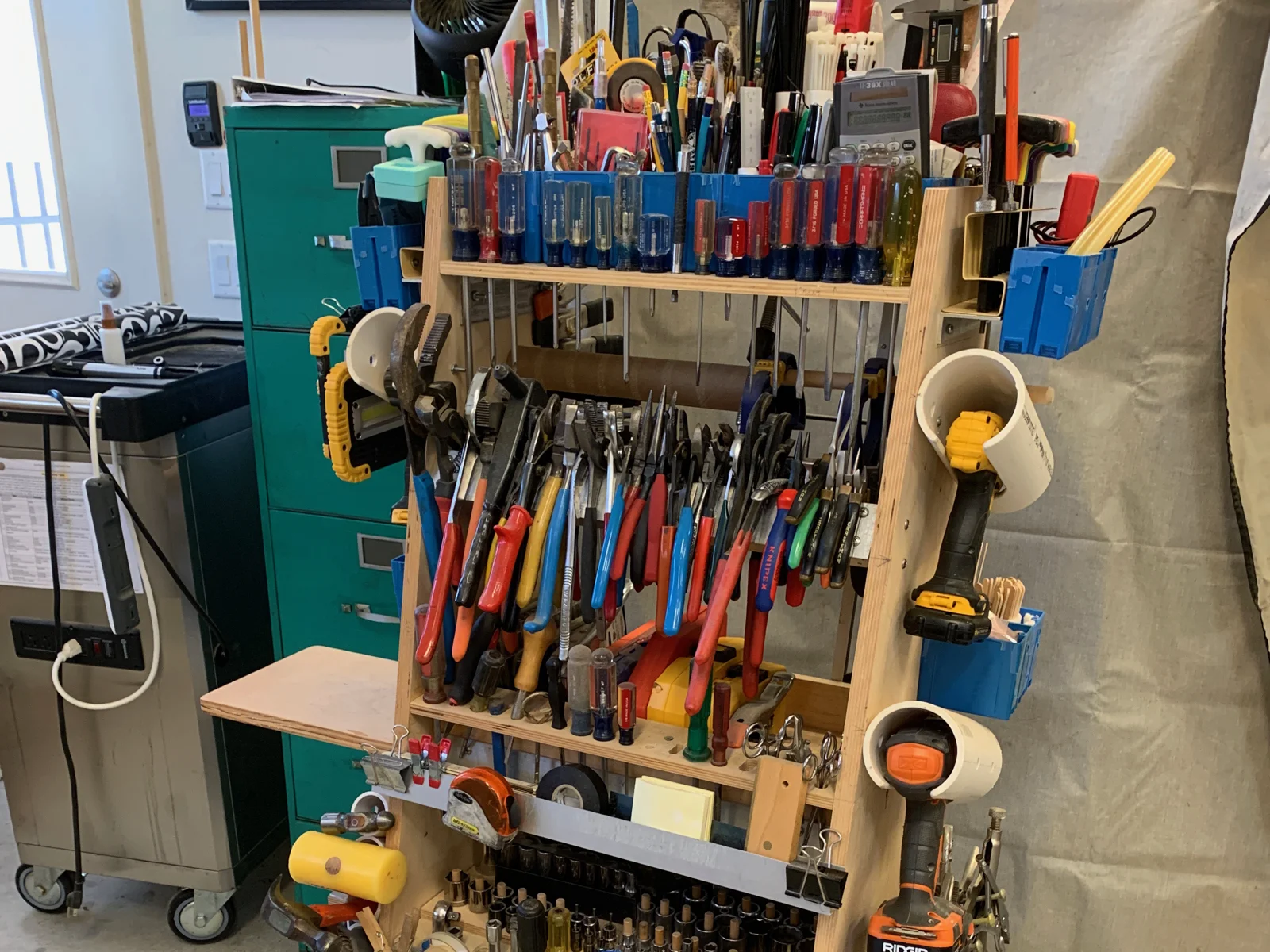 Fully loaded vertical tool cart
